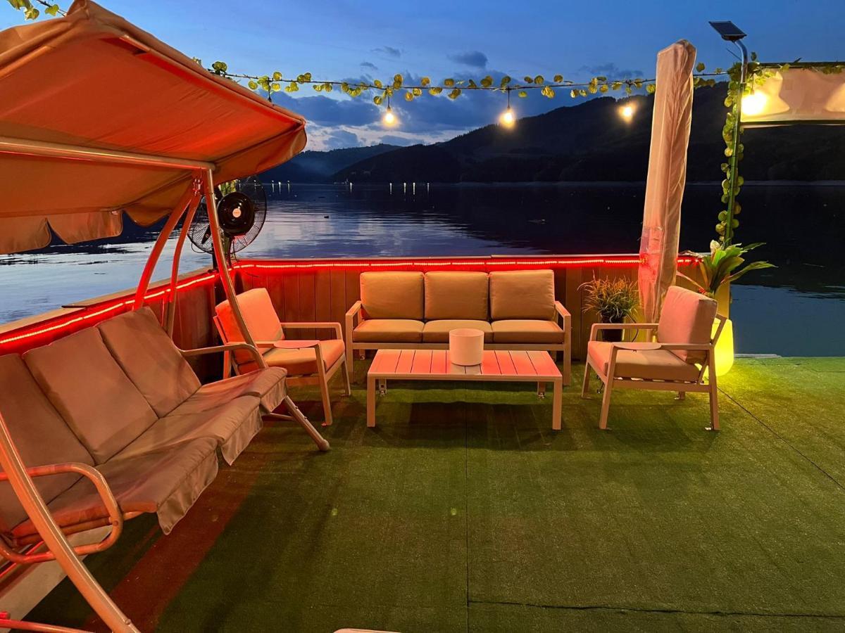 Holiday Bicaz Bungalows On The Lake Exterior foto