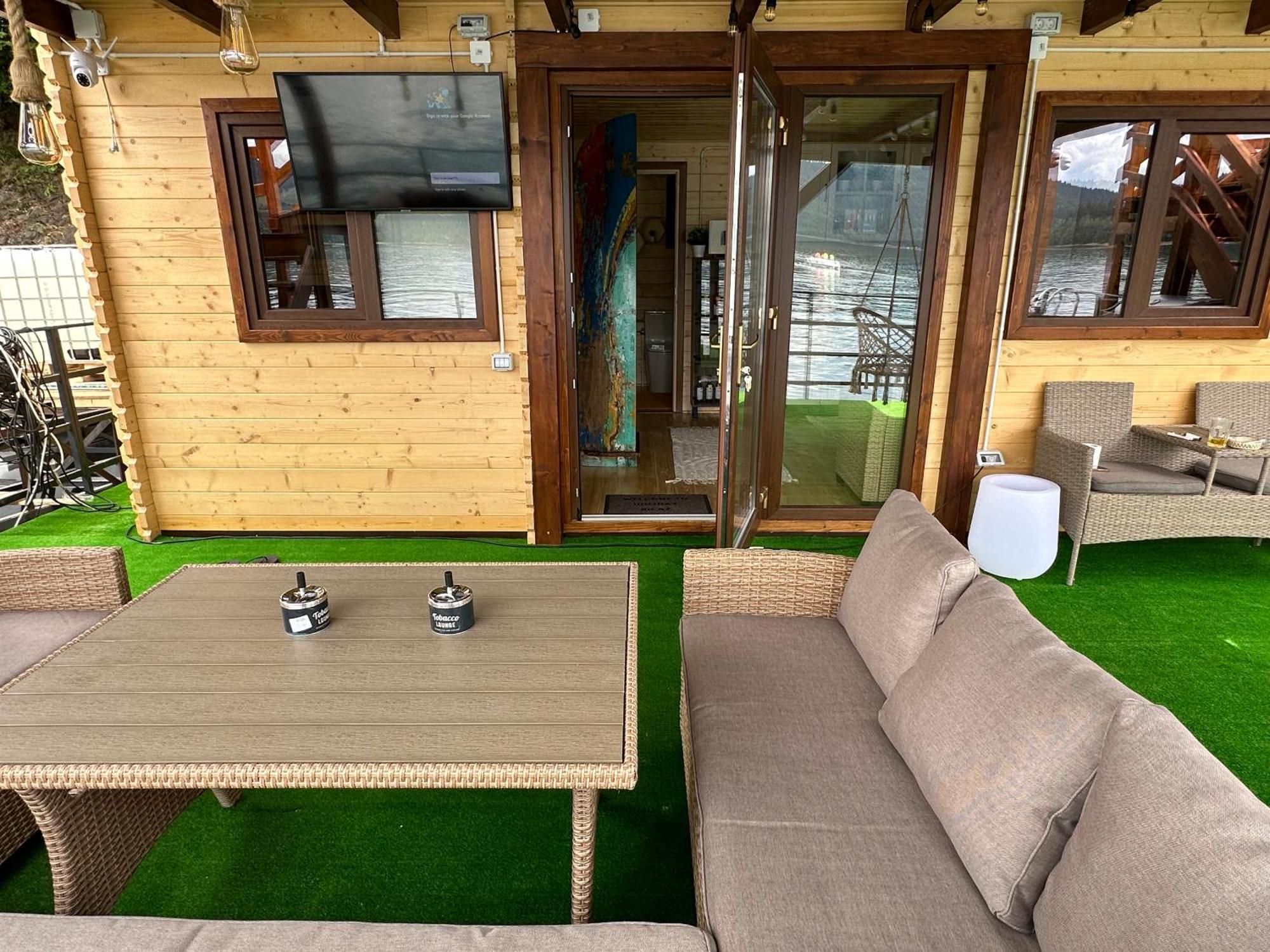 Holiday Bicaz Bungalows On The Lake Exterior foto