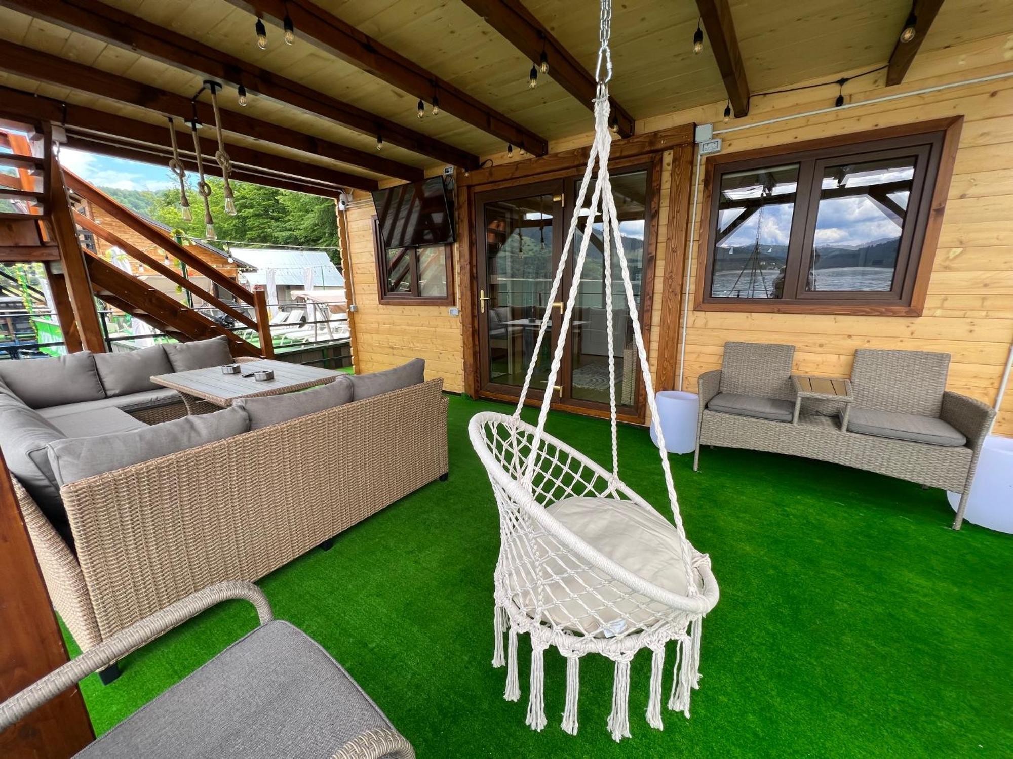 Holiday Bicaz Bungalows On The Lake Exterior foto